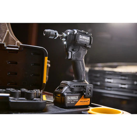 DCF86MP2T-KR 20V MAX / 5.0Ah XR 컴팩트 임팩트 드라이버 디월트 맥라렌 에디션