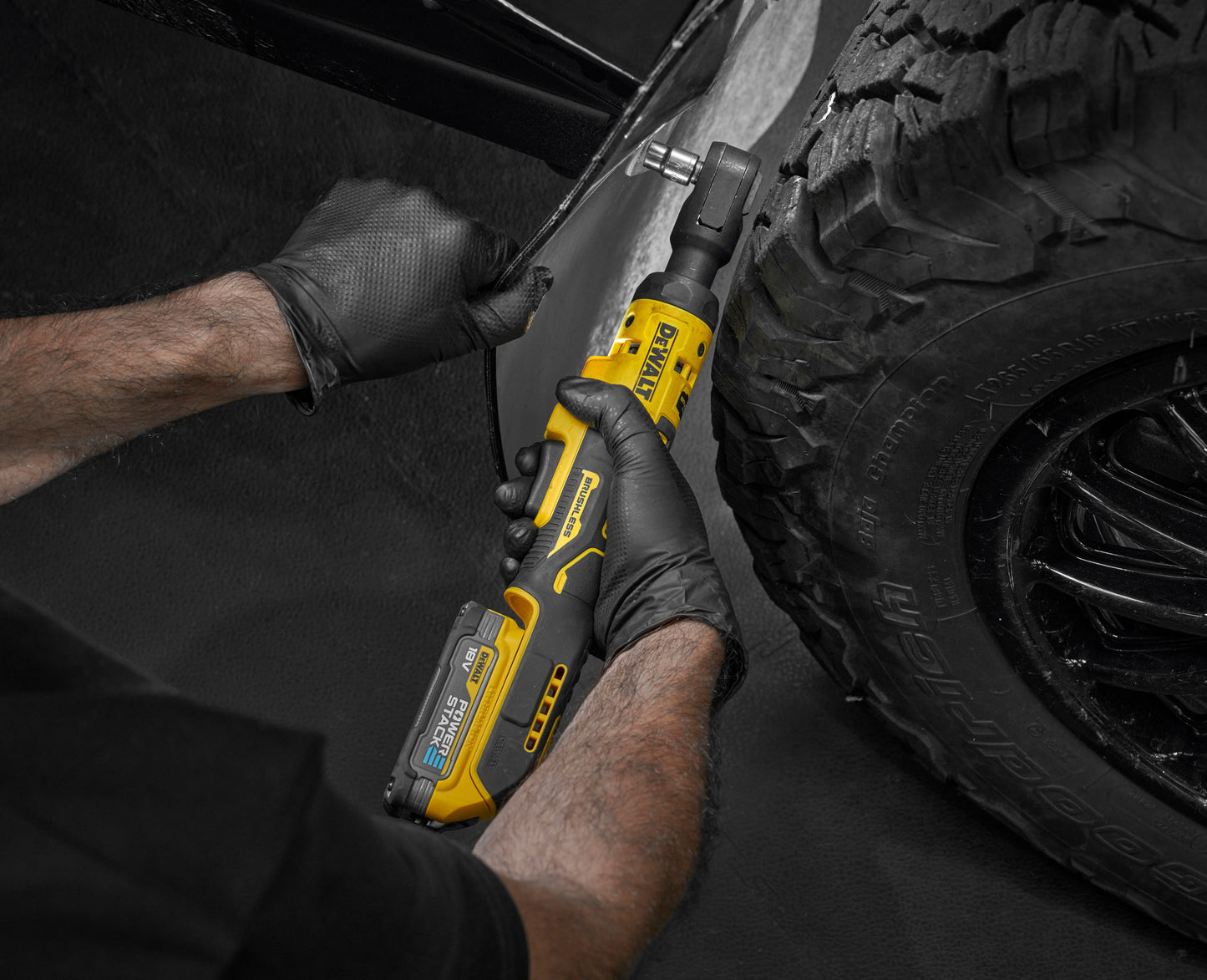 DCF513N-KR 20V MAX 브러쉬리스 3/8 인치 충전 디월트 라쳇 (베어툴)